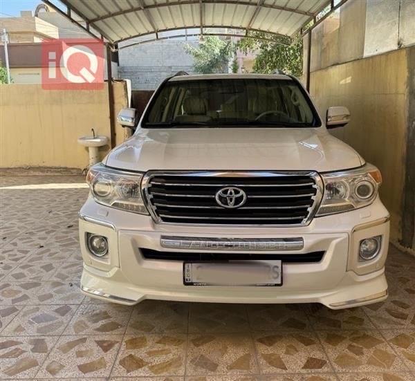 تويوتا لاندكروزر